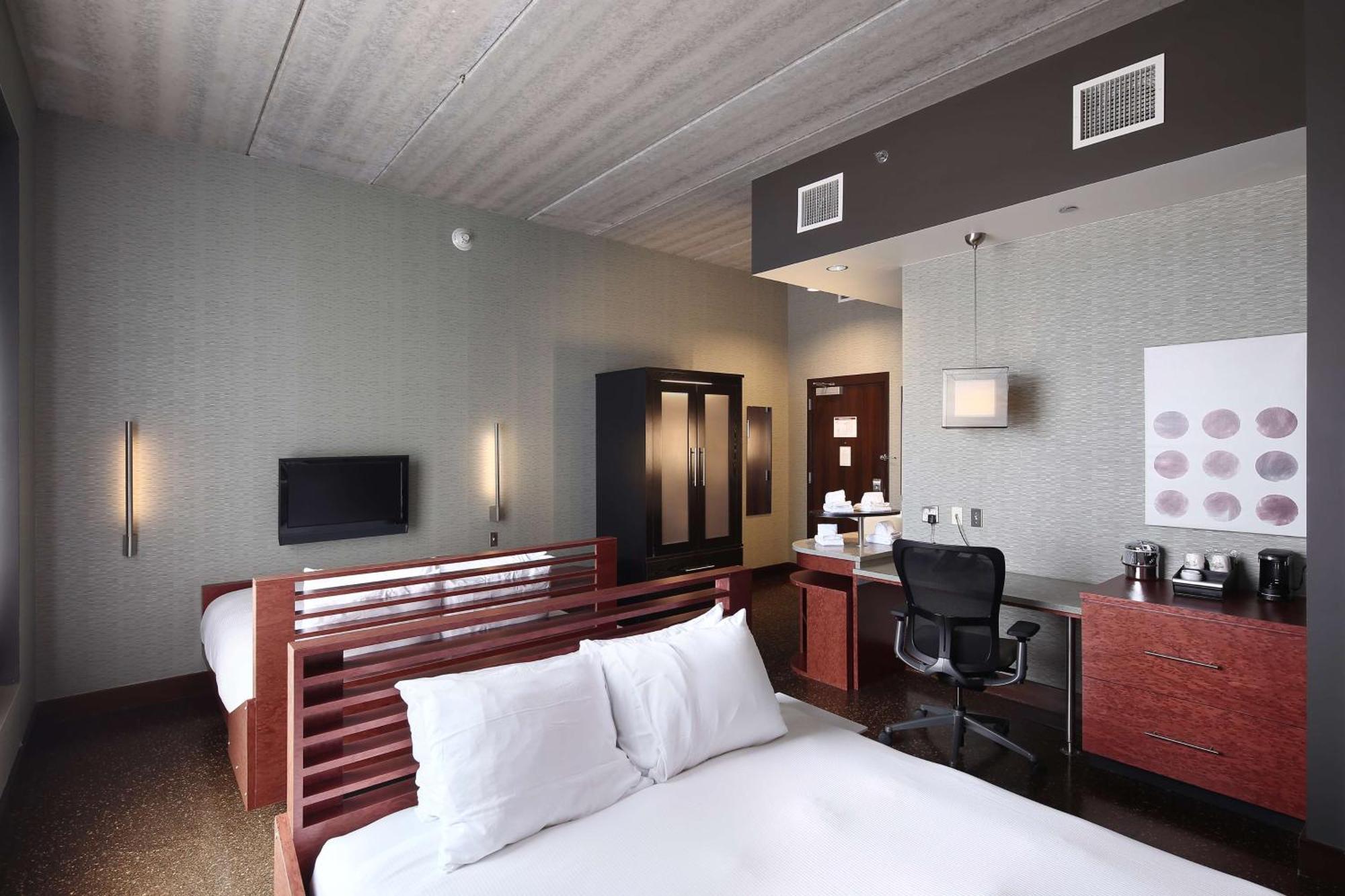 Tulyp, Tapestry Collection By Hilton Holland Exterior foto